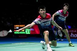 开云官方app入口-关于韩国队完胜印尼队，黄鸭组合扛起全队的信息