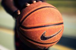 开云官网-绝杀上海滩，当西决生死战遇上骑士的东方奇遇