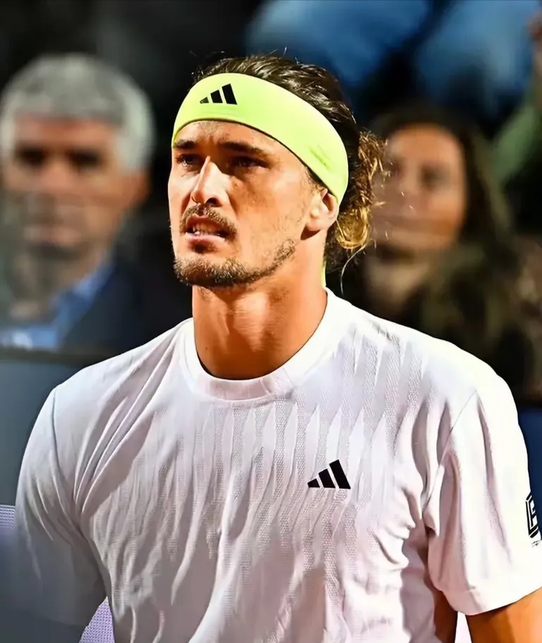 关于德国网球队血洗欧洲网球队,兹维列夫三分雨点燃全场的信息 关于德国网球队血洗欧洲网球队,兹维列夫三分雨点燃全场的信息