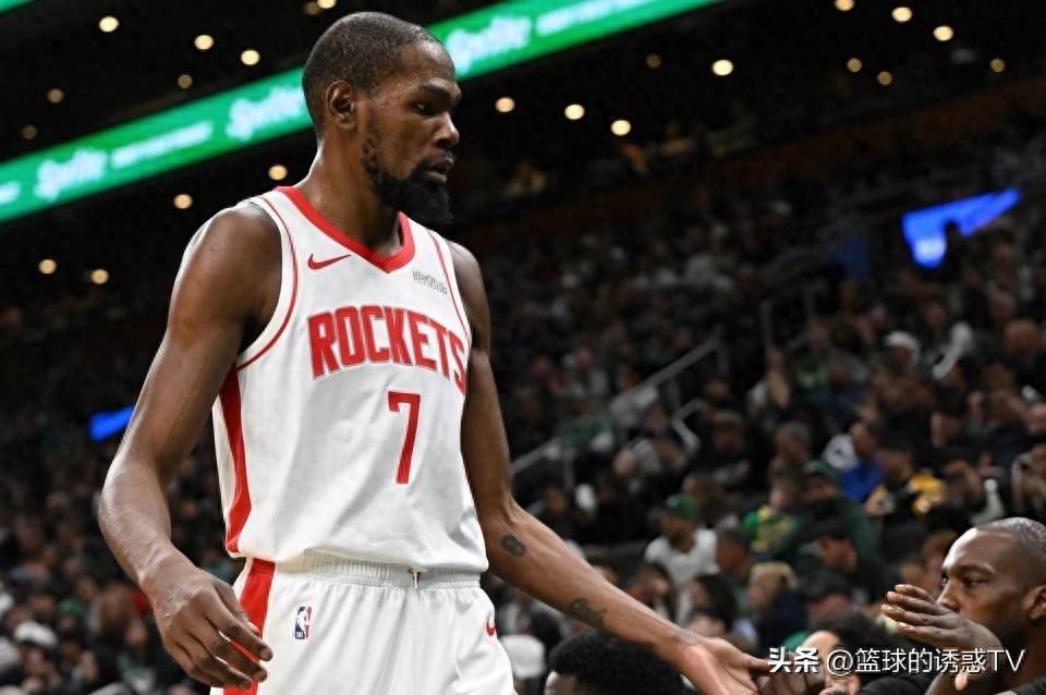 灰熊轻取凯尔特人,杜兰特送出助攻 灰熊轻取凯尔特人,杜兰特送出助攻