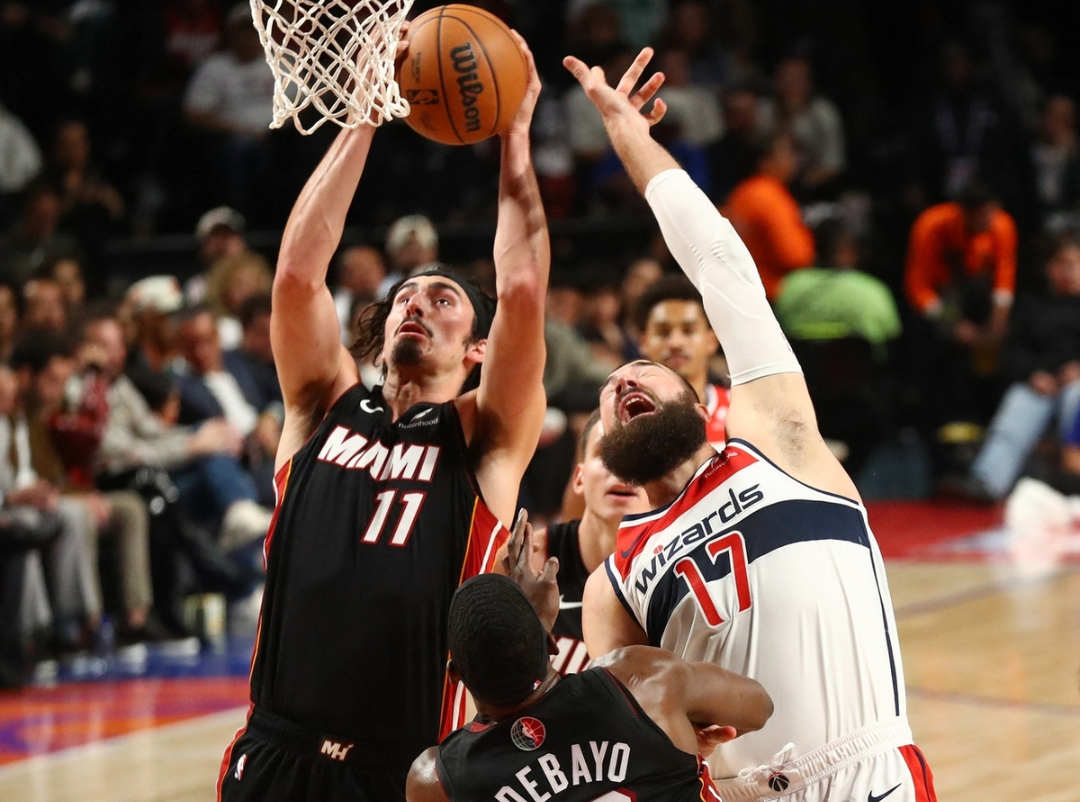 热火翻盘意大利男篮,阿德巴约统治全场 热火翻盘意大利男篮,阿德巴约统治全场