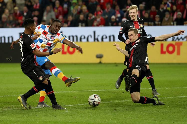 奥格斯堡球队在主场全取三分,开启胜利连串的简单介绍 奥格斯堡球队在主场全取三分,开启胜利连串的简单介绍