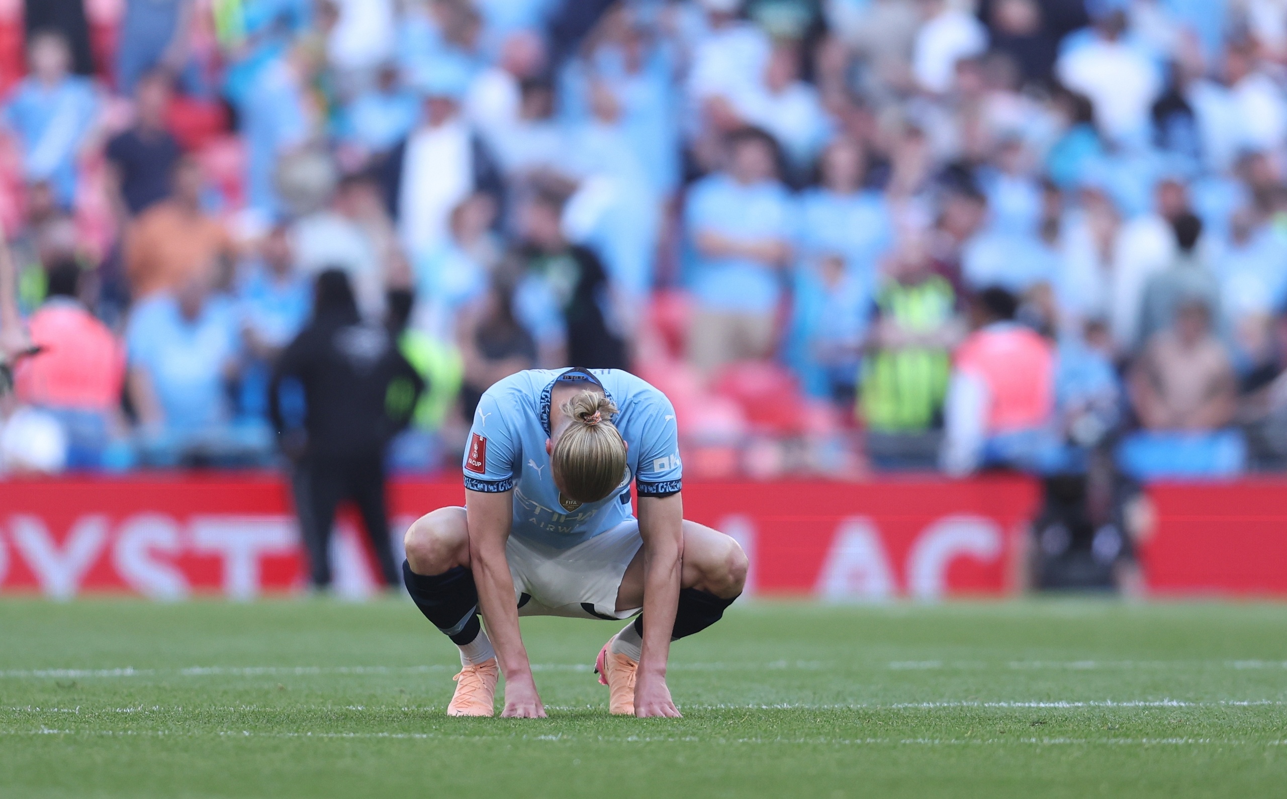 水晶宫逆转击败对手,喜获胜利的简单介绍 水晶宫逆转击败对手,喜获胜利的简单介绍