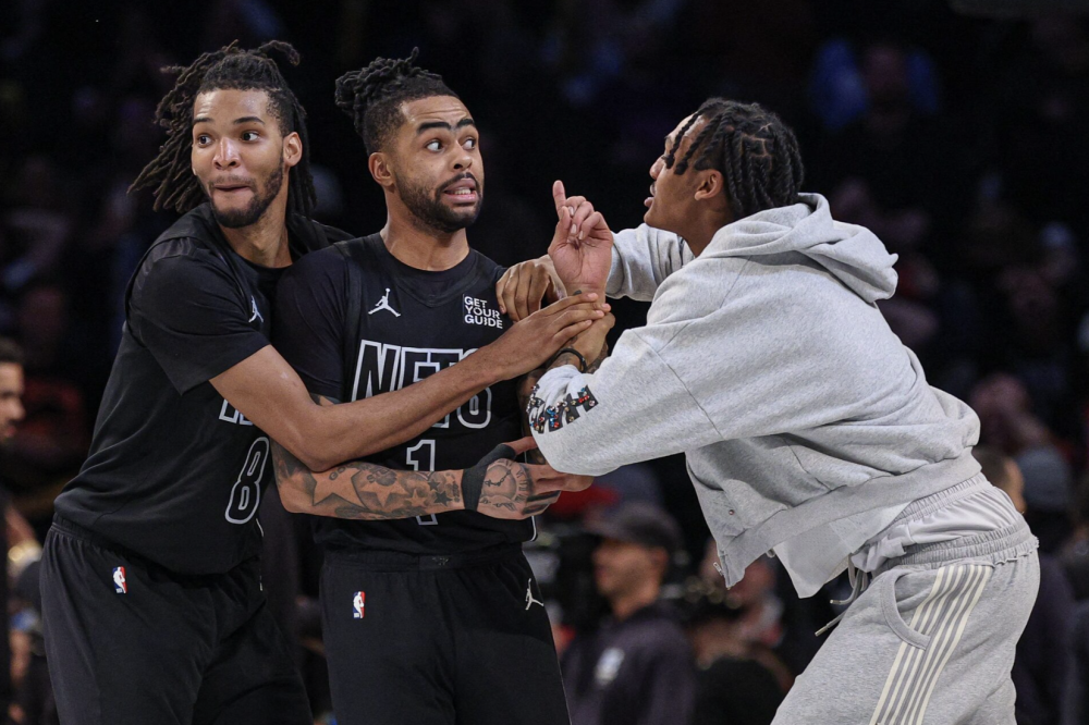 76人强势快船，拉塞尔关键制胜