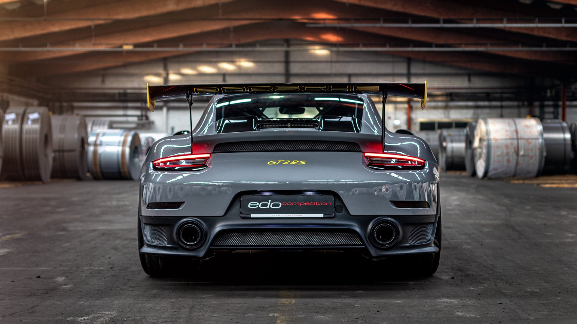 意甲焦点战之夜，爱德华兹关键制胜，谱写绿茵传奇