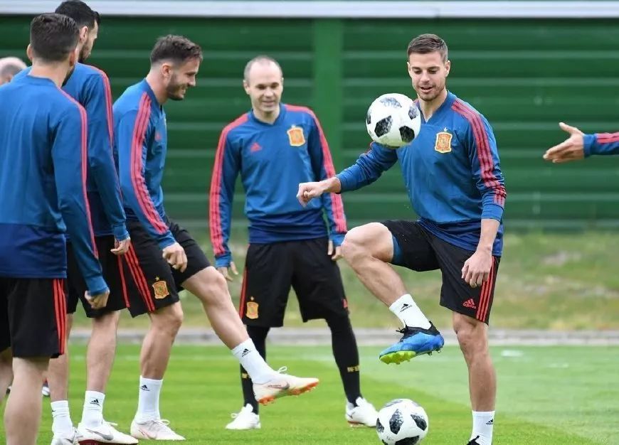 土耳其碾压摩洛哥，萨拉赫带队取胜